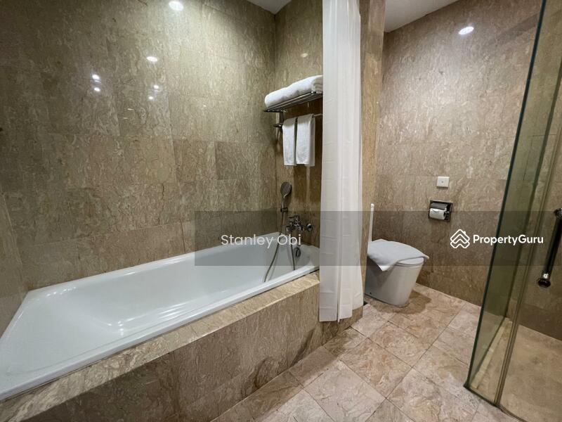 Bathtub