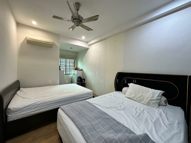 2-storey Terraced House for Sale in Taman Guan Joo Seng (Jelutong) - SERENEN TEH - Bedroom - PropertyGuru.com.my
