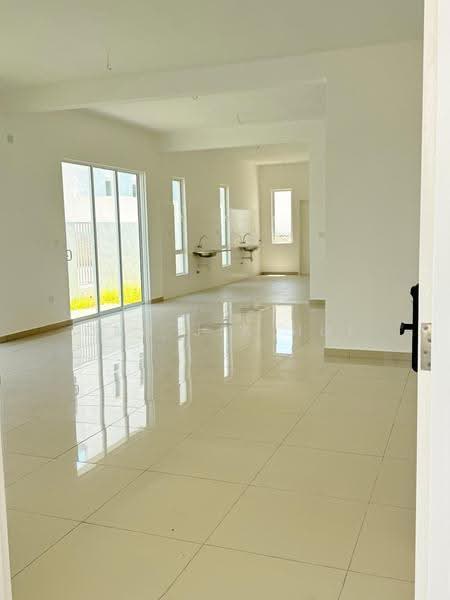 2-storey Terraced House for Sale in Bayu Sutera, Resort Residence, Hijayu 2 (Seremban) - Ong Jia Hui - PropertyGuru.com.my