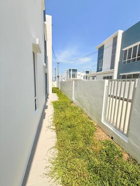 2-storey Terraced House for Sale in Bayu Sutera, Resort Residence, Hijayu 2 (Seremban) - Ong Jia Hui - PropertyGuru.com.my