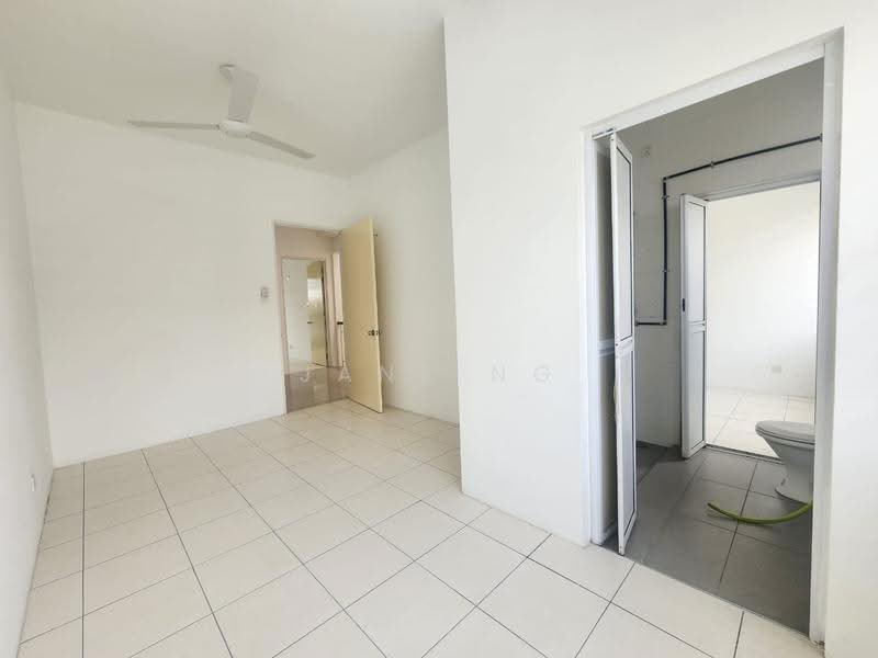 Rumah Teres 2-Tingkat untuk Dijual di Bandar Teknologi Kajang (Kajang) - Jane Ng - Living Room - PropertyGuru.com.my