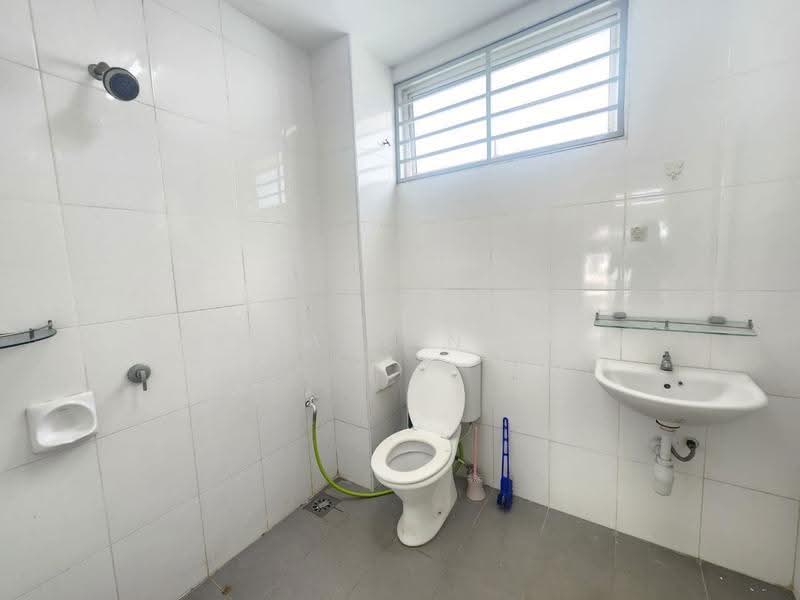 Rumah Teres 2-Tingkat untuk Dijual di Bandar Teknologi Kajang (Kajang) - Jane Ng - Bathroom - PropertyGuru.com.my