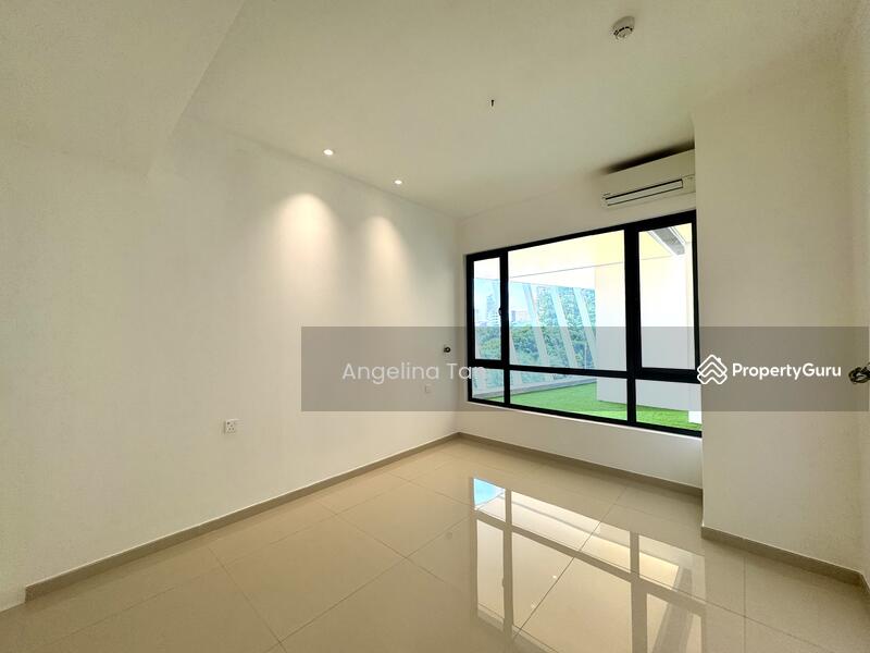 R&F Princess Cove Phase 1 untuk Untuk Dijual - RM 768,000, Mac 2026 - Living Room - PropertyGuru.com.my