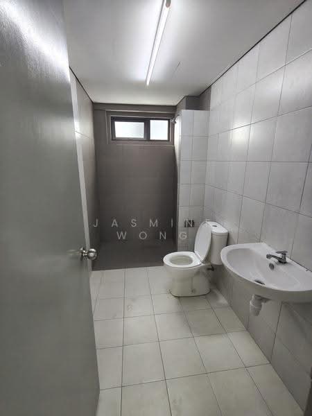 Pangsapuri untuk Disewa di Residensi Aman Jalil - Jasmine Wong - Bathroom - PropertyGuru.com.my