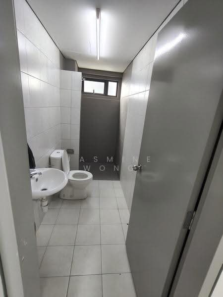 Pangsapuri untuk Disewa di Residensi Aman Jalil - Jasmine Wong - Bathroom - PropertyGuru.com.my