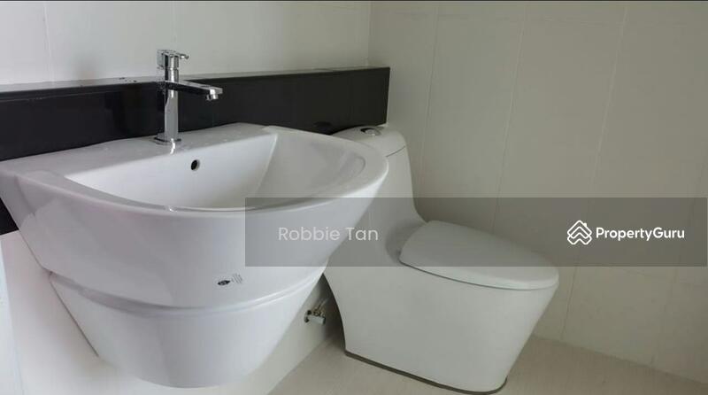 2-storey Terraced House for Sale in Taman Mutiara Rini (Skudai) - Robbie Tan - Bathroom - PropertyGuru.com.my