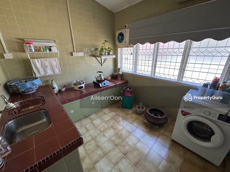 Wet Kitchen