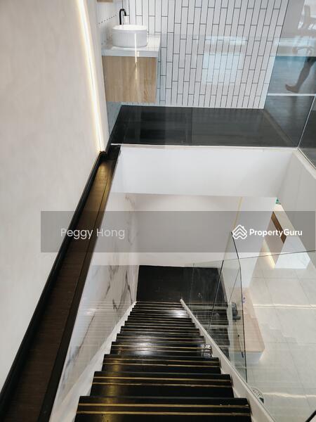 Untuk Disewa - Equine Boulevard