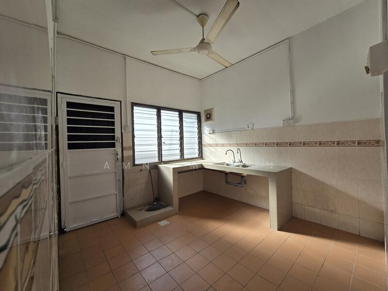 Bandar Puncak Alam untuk Untuk Dijual - RM 390,000, Feb 2026 - Kitchen - PropertyGuru.com.my