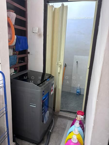 Flat for Sale at Flat PKNS Seksyen 19 - Mohd Noor Mohamad - Others - PropertyGuru.com.my