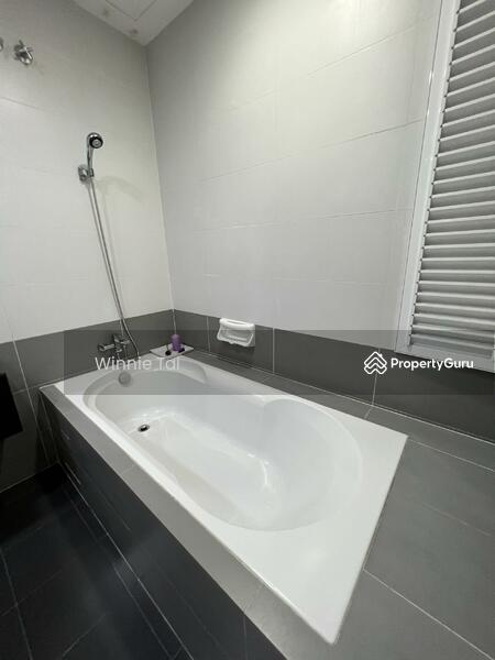 Rumah Teres untuk Dijual di Prima Selayang (Selayang) - Winnie Tai - Bathroom - PropertyGuru.com.my