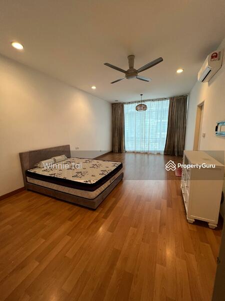 Rumah Teres untuk Dijual di Prima Selayang (Selayang) - Winnie Tai - Master Bedroom - PropertyGuru.com.my