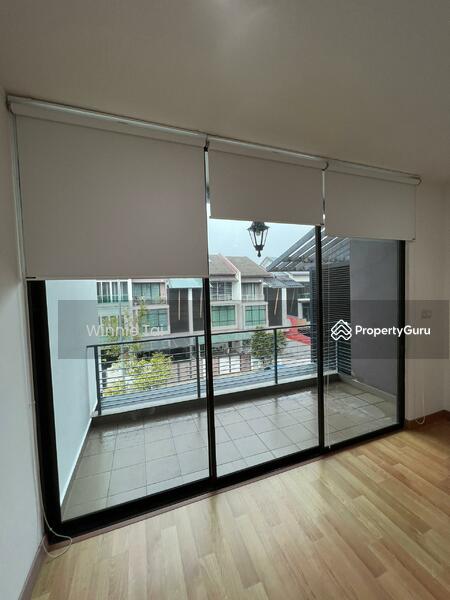 Rumah Teres untuk Dijual di Prima Selayang (Selayang) - Winnie Tai - Balcony - PropertyGuru.com.my