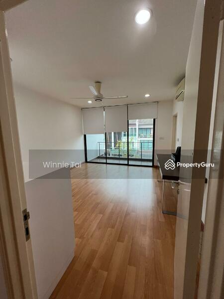 Rumah Teres untuk Dijual di Prima Selayang (Selayang) - Winnie Tai - Living Room - PropertyGuru.com.my