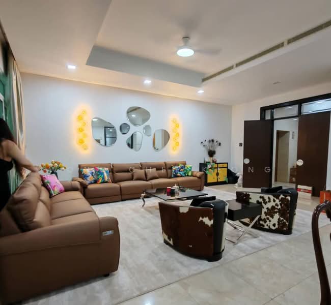 Condominium for Sale at The Pearl KLCC - Wong Chee Keong - Living Room - PropertyGuru.com.my