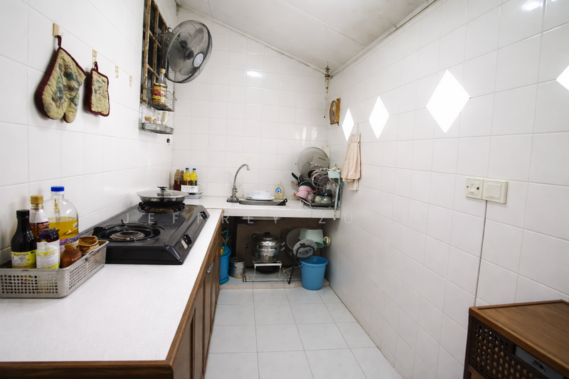 2-storey Terraced House for Sale in Shah Alam (Selangor) - Jeffrey Zuree - Kitchen - PropertyGuru.com.my