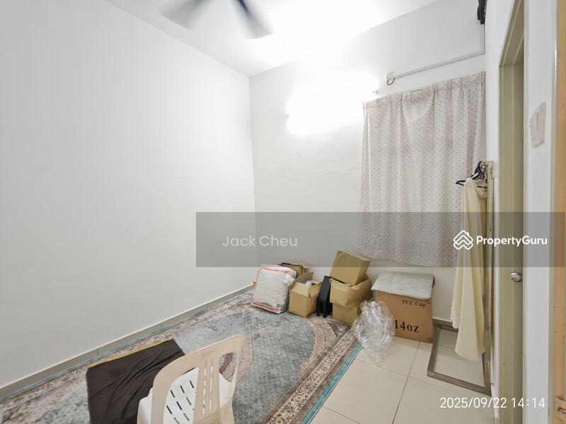 For Sale - Taman Kempas Utama