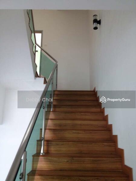 3-storey Terraced House for Sale in USJ One Park (Subang Jaya) - Debby Chai - Stairs - PropertyGuru.com.my