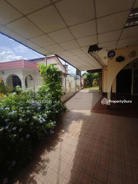 Side corridor