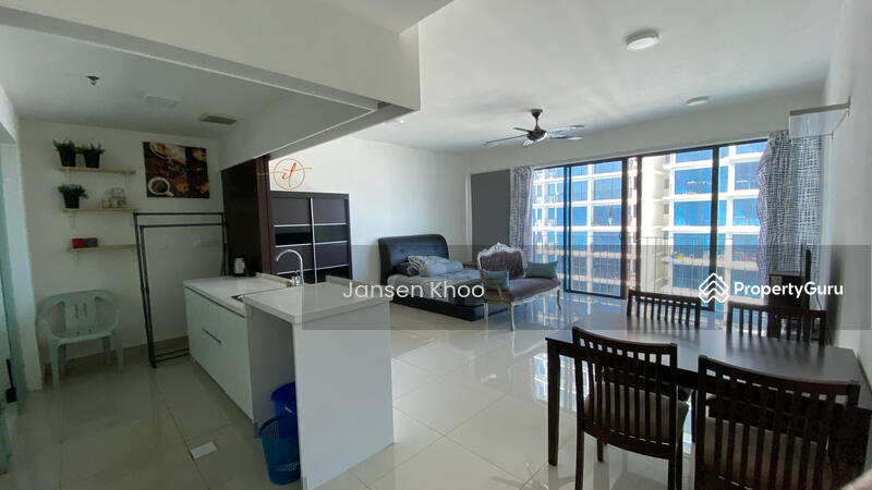 Servis Apartment untuk Dijual di Trefoil @ Setia City - Jansen Khoo - Living Room - PropertyGuru.com.my
