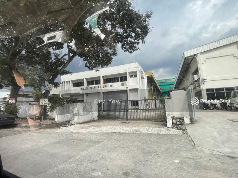 surrounding photo