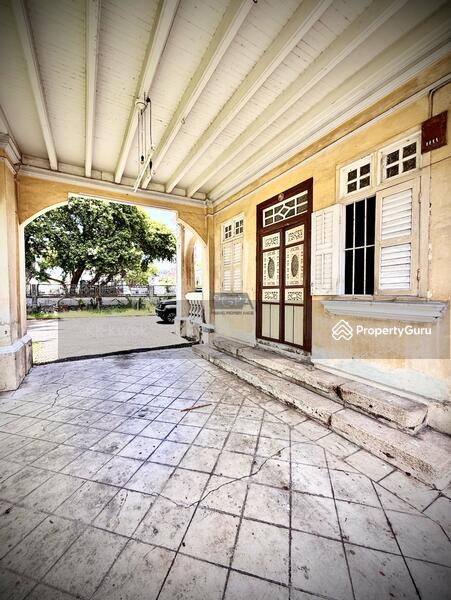 Commercial Bungalow for Rent in Pulau Tikus (Penang) - KK Kwok - Entrance - PropertyGuru.com.my