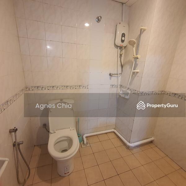 2nd bathroom