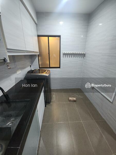 Rumah Teres 3 Tingkat untuk Dijual di Kinrara Residence (Puchong) - Hon Ian - Kitchen - PropertyGuru.com.my