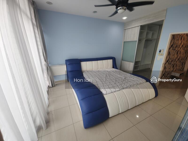 Rumah Teres 3 Tingkat untuk Dijual di Kinrara Residence (Puchong) - Hon Ian - Master Bedroom - PropertyGuru.com.my
