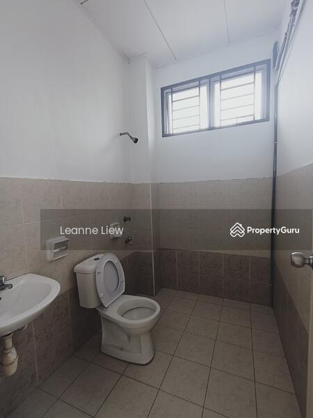 2-storey Terraced House for Rent in Taman Setia Indah (Tebrau) - Leanne Liew - Bathroom - PropertyGuru.com.my