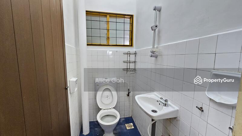 For Sale - Taman Anggerik, Kempas
