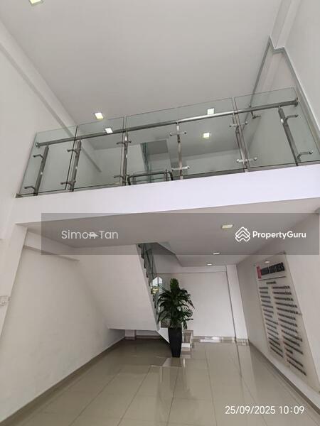 Office for Rent in Seksyen 22 (Shah Alam) - Simon Tan - Entrance - PropertyGuru.com.my