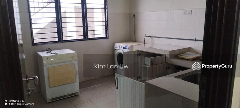 Rumah Teres 3 Tingkat untuk Dijual di Prima Selayang (Selayang) - Kim Lan Liw - Kitchen - PropertyGuru.com.my