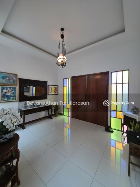 Rumah Banglo untuk Dijual di Perdana Lakeview East (Cyberjaya) - Devamuthan Tamilarasan - Entrance - PropertyGuru.com.my