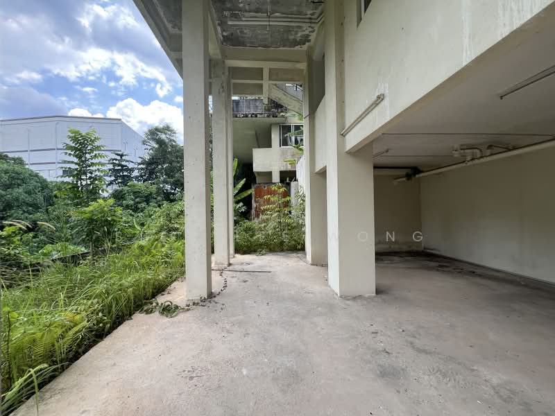 Bungalow House untuk Dijual di Damansara Heights (Kuala Lumpur) - Yvelle Wong - Car Park - PropertyGuru.com.my