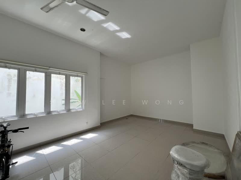 Bungalow House untuk Dijual di Damansara Heights (Kuala Lumpur) - Yvelle Wong - Living Room - PropertyGuru.com.my