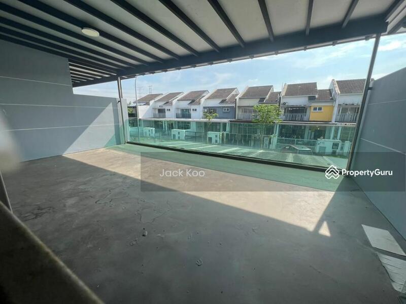 2-storey Terraced House for Sale in Iskandar Puteri (Nusajaya) (Johor) - Jack Koo - Balcony - PropertyGuru.com.my