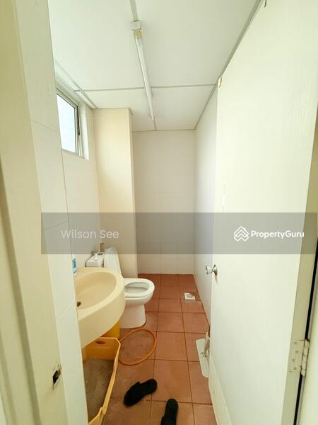 Condominium for Sale at Platinum Lake PV 16 - Wilson See - Bathroom - PropertyGuru.com.my