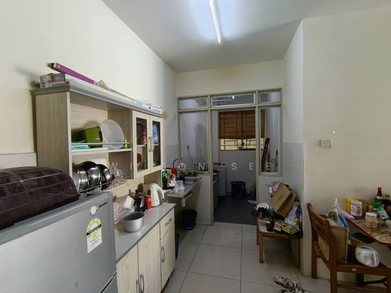 Condominium for Sale at Platinum Lake PV 16 - Wilson See - Kitchen - PropertyGuru.com.my