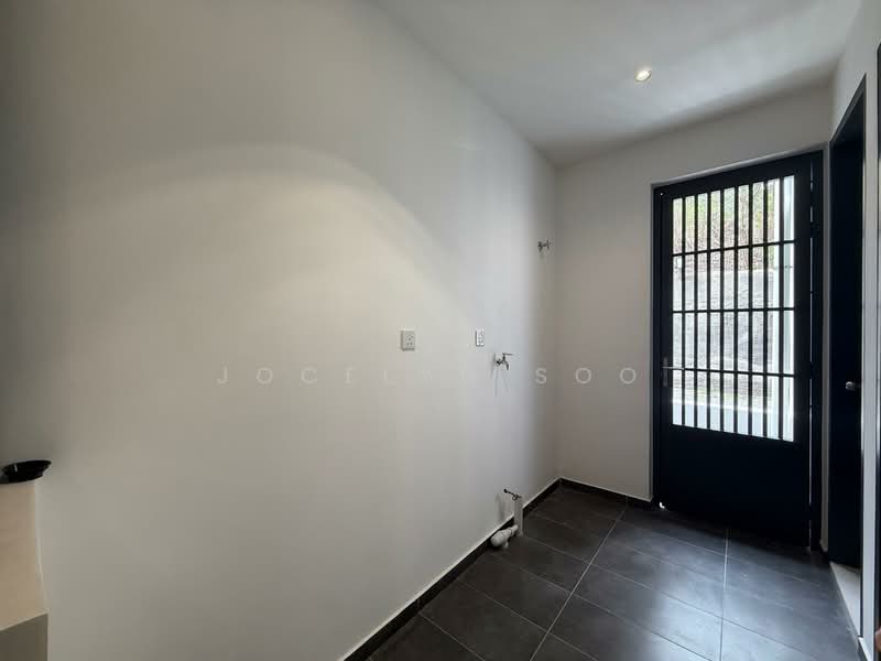 2-storey Terraced House for Sale in Kajang (Selangor) - Jocelyn Soo - Entrance - PropertyGuru.com.my