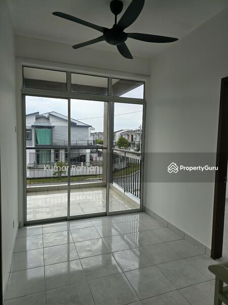 Side Balcony