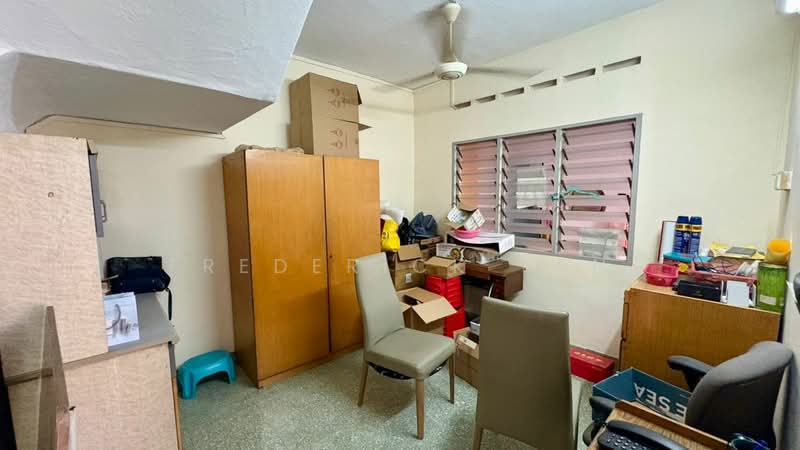 Rumah Teres 2 Tingkat untuk Dijual di Taman Kepong (Kepong) - Frederick Tan - Study - PropertyGuru.com.my