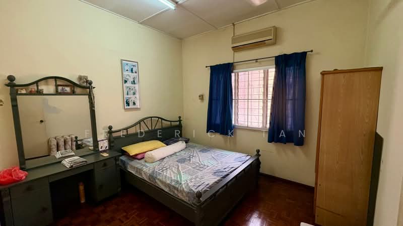Rumah Teres 2 Tingkat untuk Dijual di Taman Kepong (Kepong) - Frederick Tan - Bedroom - PropertyGuru.com.my