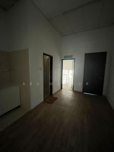 Semi-D Factory for Sale in Puchong (Selangor) - Abu Mansur - Interior - PropertyGuru.com.my