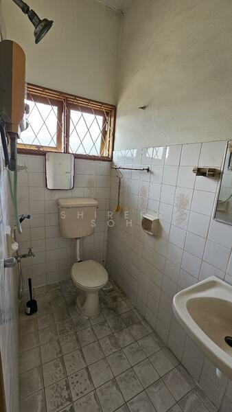 Terraced House for Sale in Subang Jaya (Selangor) - Shireen Soh - Bathroom - PropertyGuru.com.my