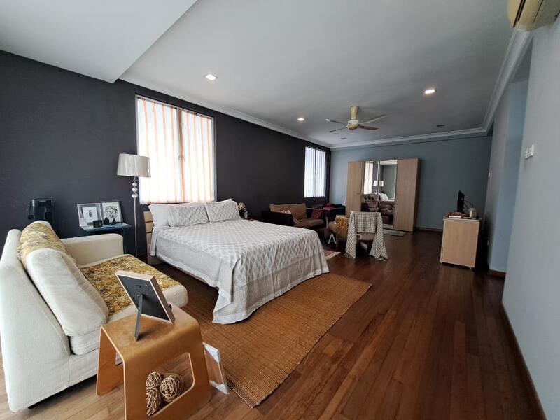 Bukit Suria Garden Village untuk Untuk Dijual - RM 1,850,000, Mac 2026 - Bedroom - PropertyGuru.com.my
