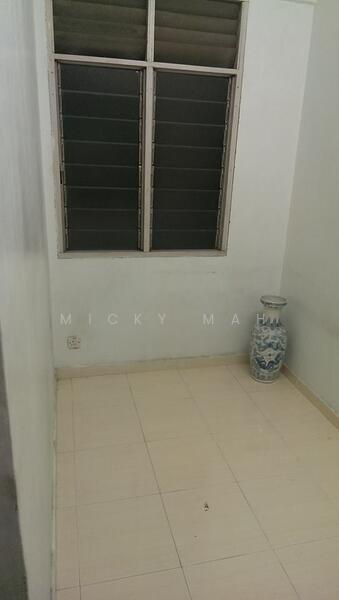 Flat for Sale at Taman Tan Sri Yaacob - Micky Mah - Study - PropertyGuru.com.my