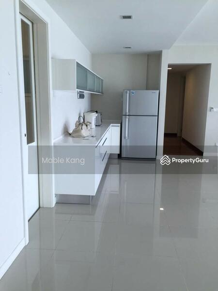 Dry Kitchen
