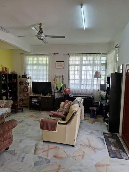 Bungalow House for Sale in Taman Rasah Kemayan (Rasah) - Jeevs Jeeva - Living Room - PropertyGuru.com.my