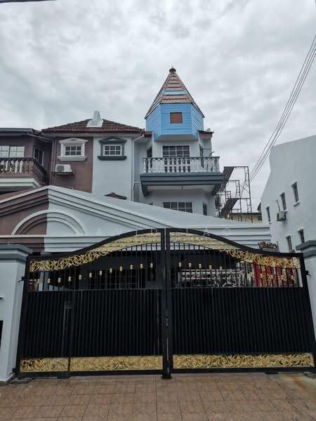 3-storey Terraced House for Sale in Taman Putri Jaya (Cheras) - David Lao - Exterior - PropertyGuru.com.my